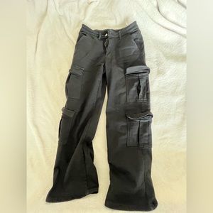 SHEINBlues High Waist Flap
Pocket Cargo Volcano Rock
Denim Jeans